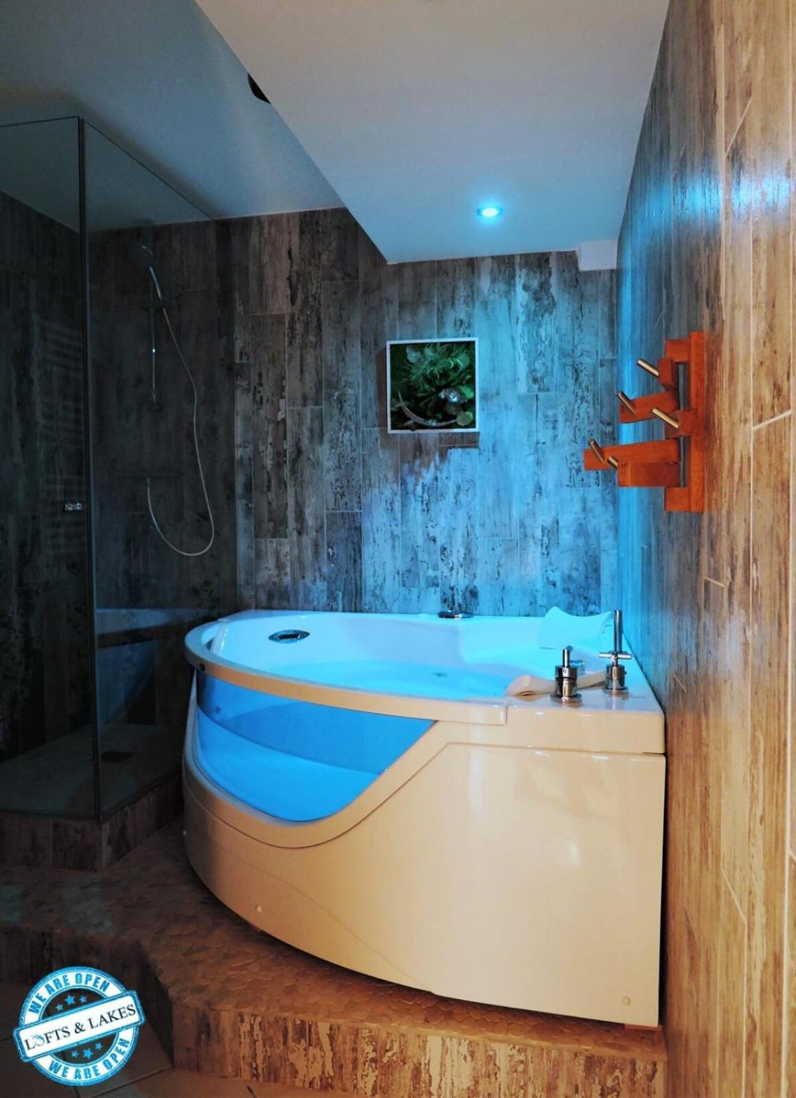 Le Cocon - Jacuzzi et Sauna en vieille ville Annecy Extérieur photo